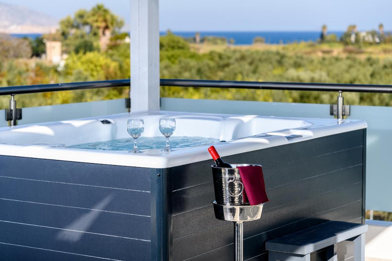 Asteria Pearl Villa 2 With Rooftop Jacuzzi Tigaki 外观 照片