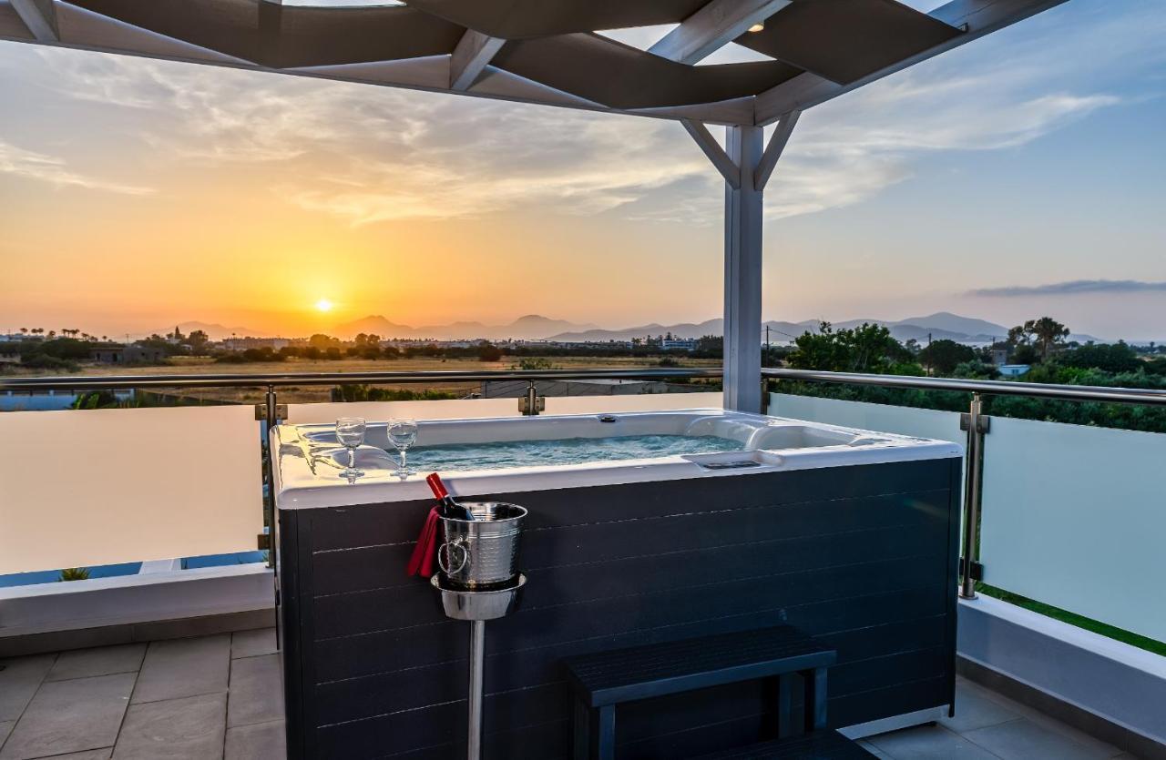 Asteria Pearl Villa 2 With Rooftop Jacuzzi Tigaki 外观 照片