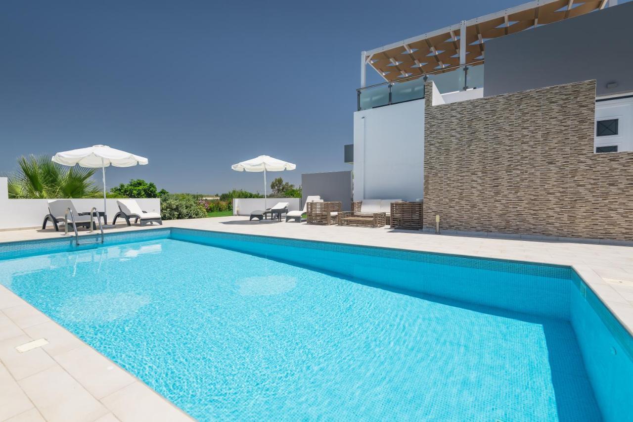 Asteria Pearl Villa 2 With Rooftop Jacuzzi Tigaki 外观 照片
